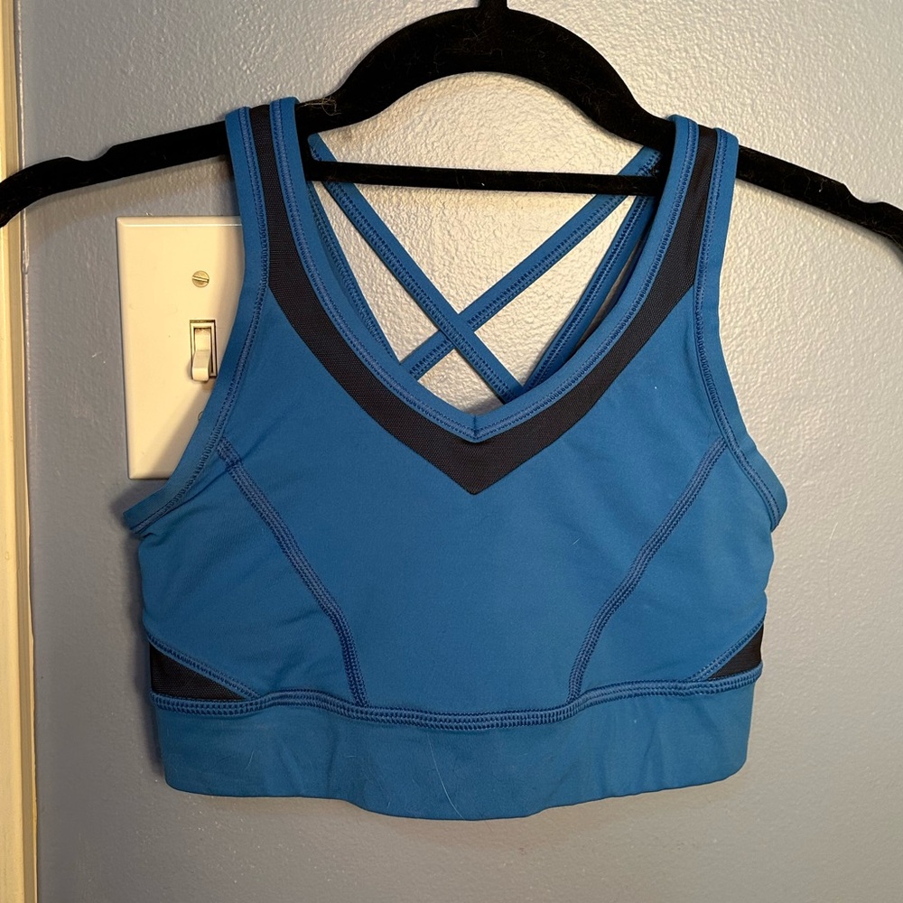 Lululemon Strap It Like It’s Hot sports bra - Picture 3 of 6